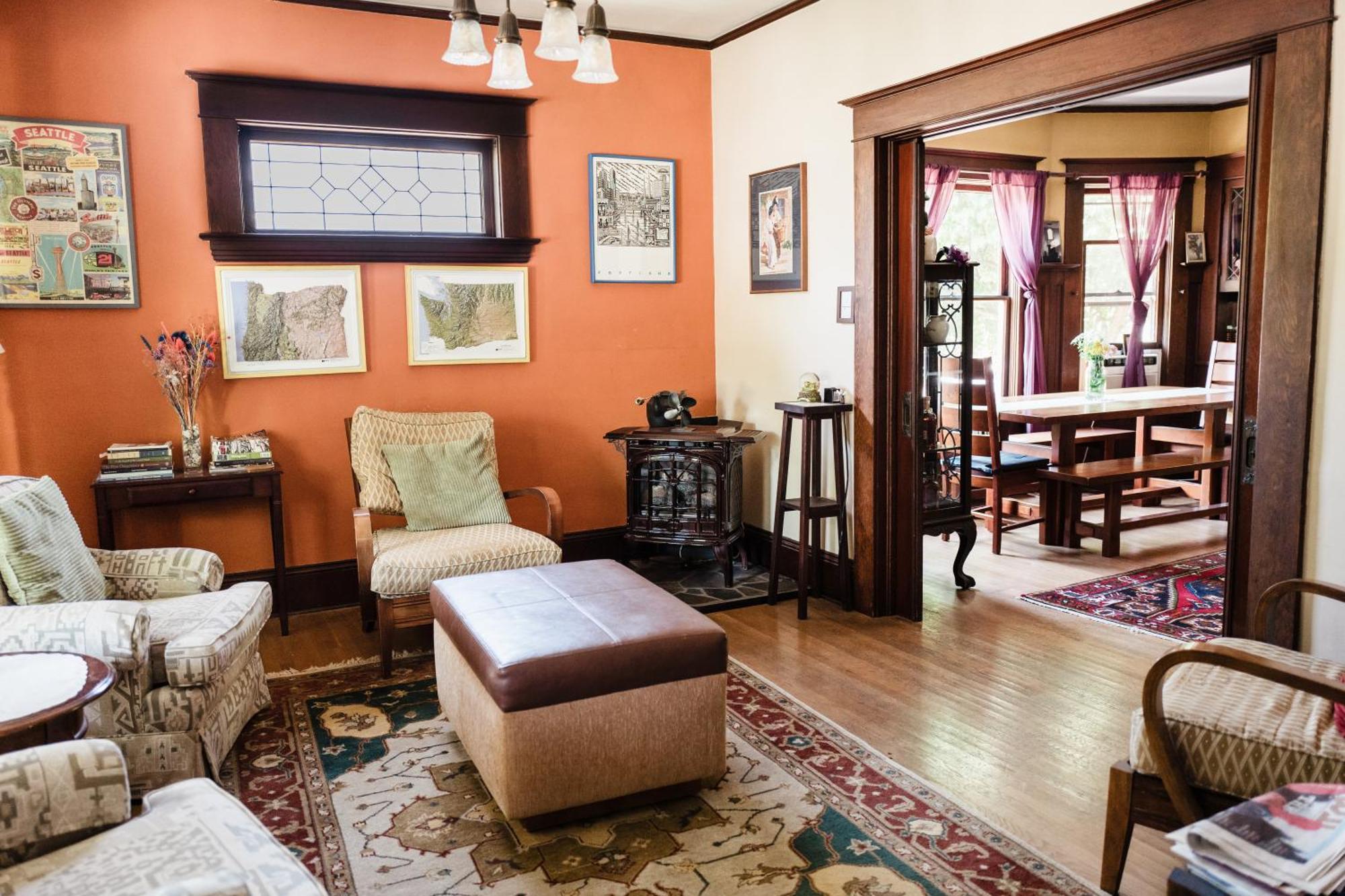 Southeast Portland Comfy & Eclectic Craftsman Home Екстериор снимка
